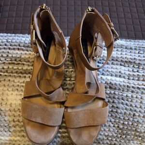 Steve Madden Tan Suede Ankle-Strap Block Heels - Sz 9W